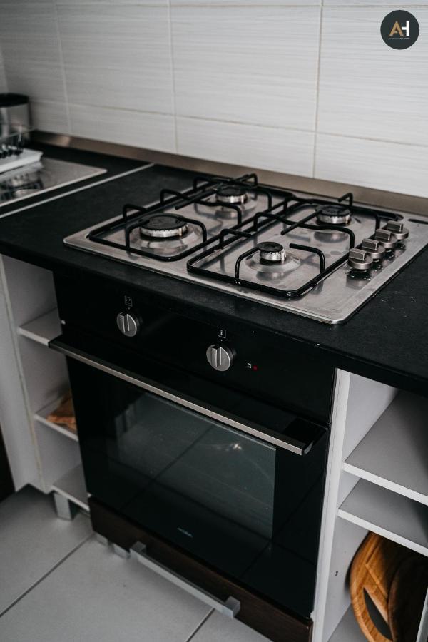 Ah Alzbetina Apartment Kosice Luaran gambar