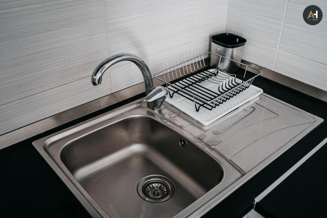 Ah Alzbetina Apartment Kosice Luaran gambar