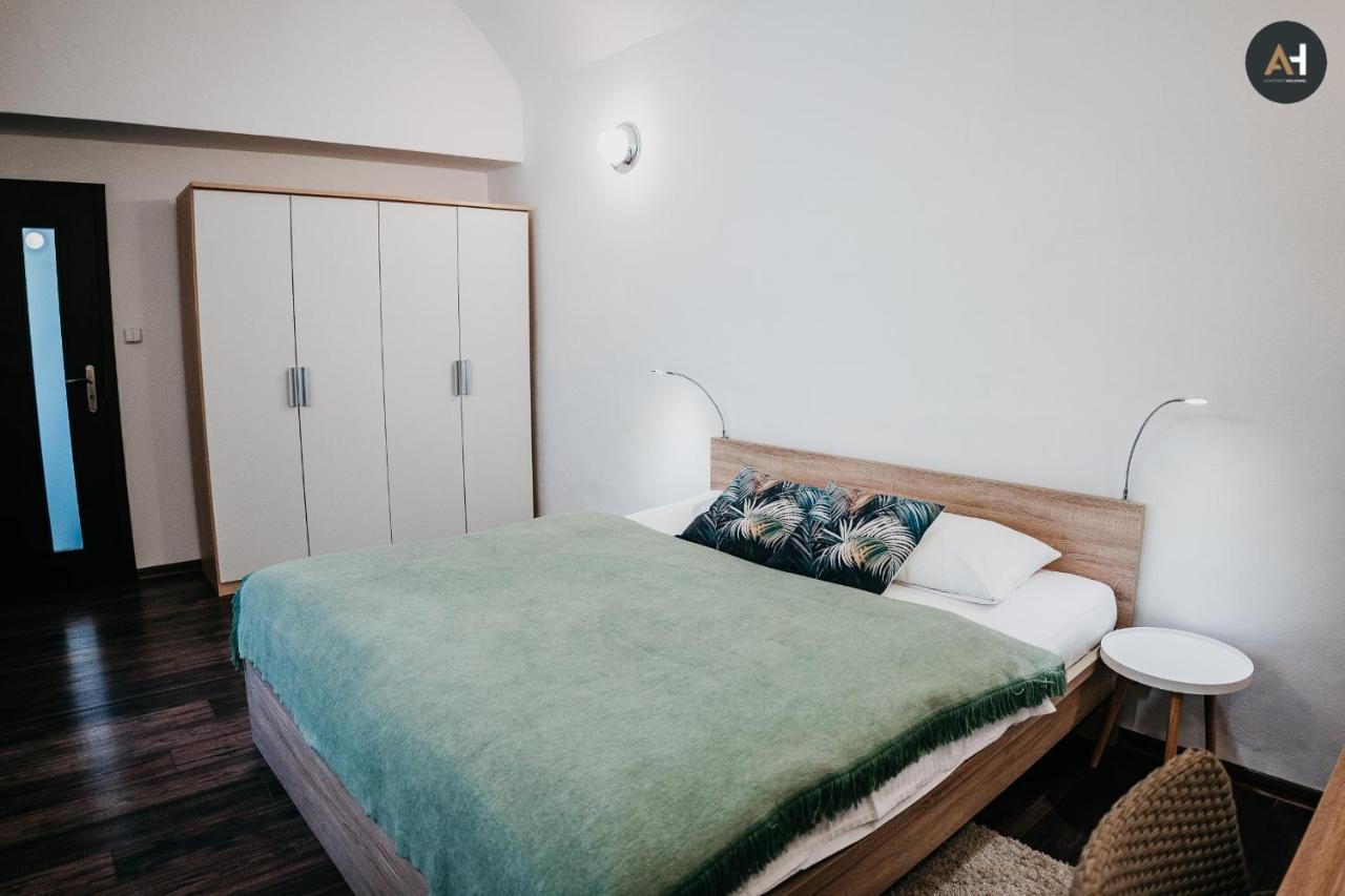Ah Alzbetina Apartment Kosice Luaran gambar