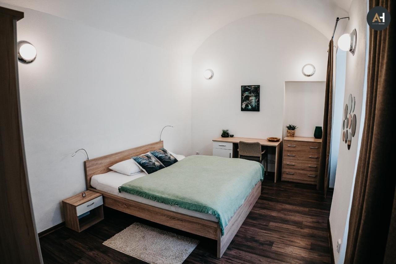 Ah Alzbetina Apartment Kosice Luaran gambar